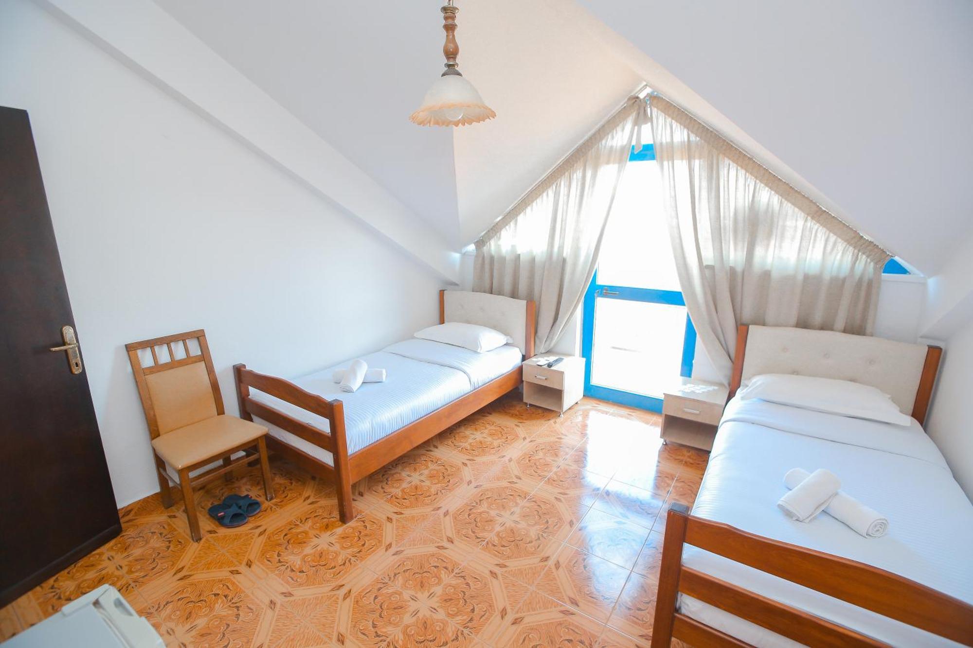 Hotel Ambasador Bahçallëk المظهر الخارجي الصورة