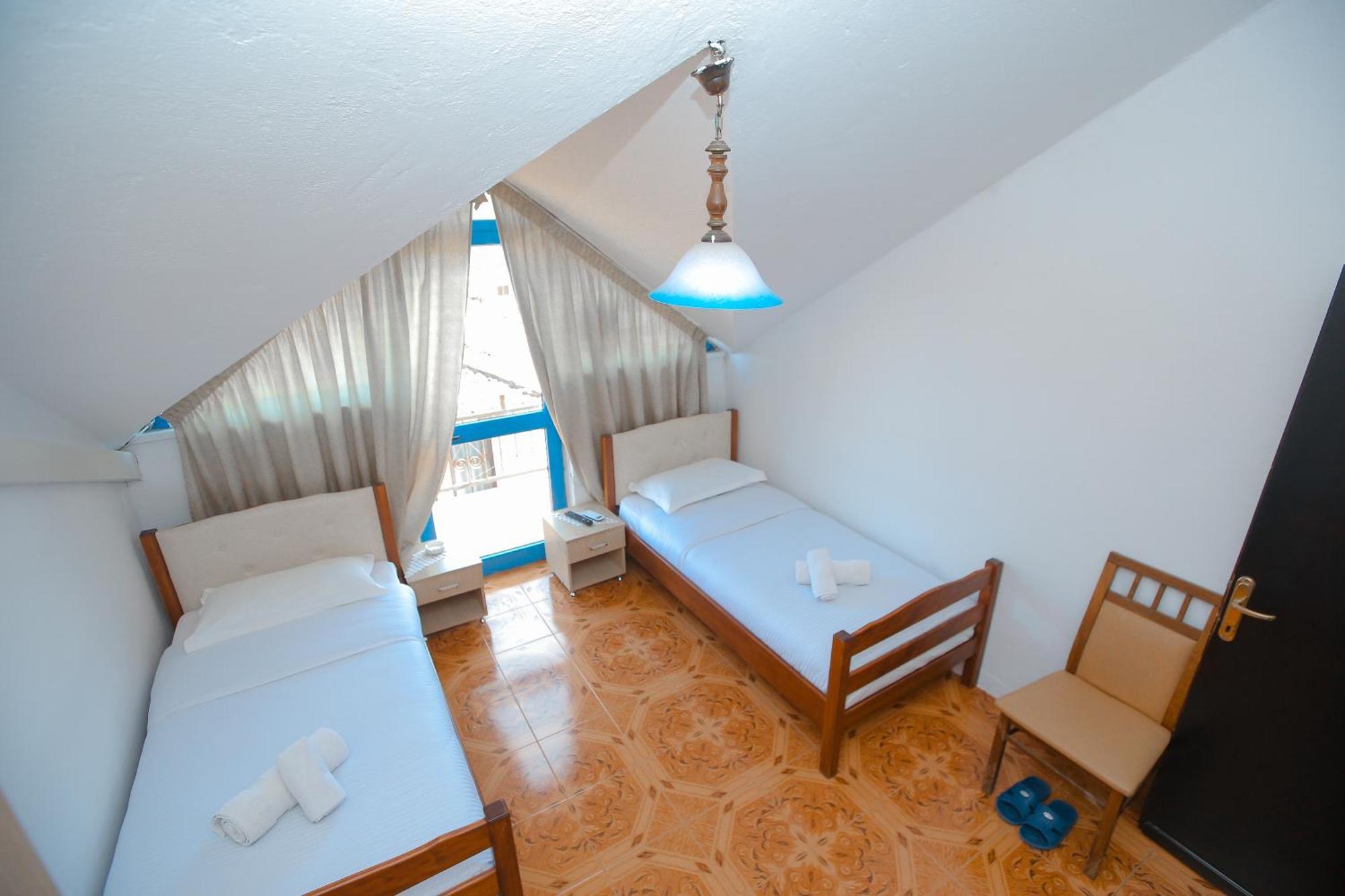 Hotel Ambasador Bahçallëk المظهر الخارجي الصورة