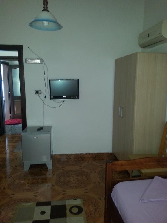 Hotel Ambasador Bahçallëk الغرفة الصورة